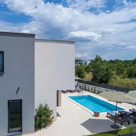 Villa Luz By Istrialux *