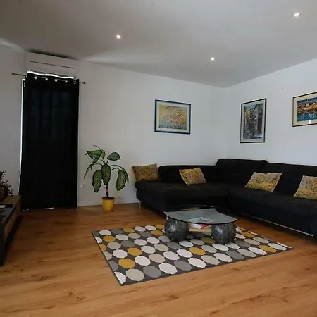 Luz By Istrialux Villa