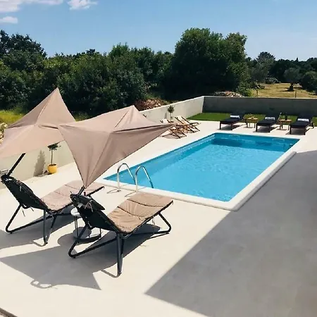 Luz By Istrialux Villa